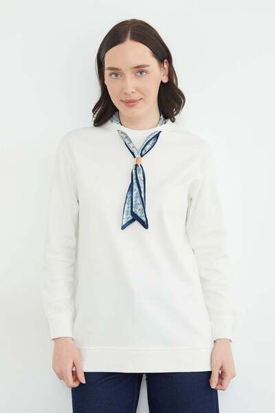 Fulla Moda Fullamodest Φουλάρι με λεπτομέρειες και λαιμόκοψη ποδηλάτου