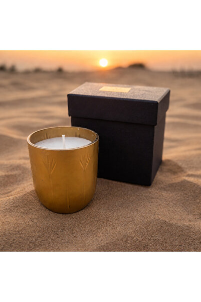 Tohfa Luxe - UAE Golden Leaf Soy Candle in Gift Box