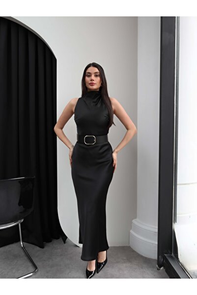 ESRAHELVACI Φόρεμα από σατέν με ζώνη και μηδενικά μανίκια