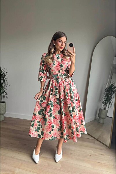 Ecenin Favorileri Φόρεμα με ζώνη σε χρώμα σολομού με φλοράλ σχέδιο