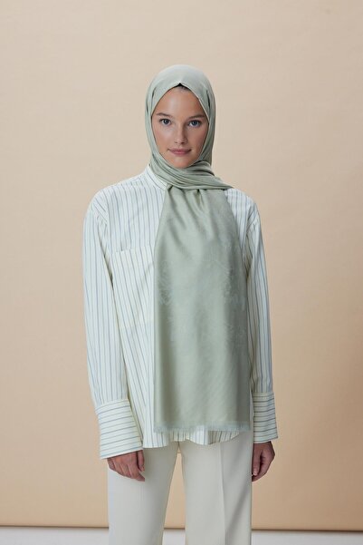 Maisa Μεταξωτό σάλι από Τζέιντ Τζακάρ Μοντάλ