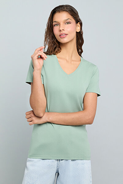 R&B Solid T-Shirt With V-Neck and Short Sleeves