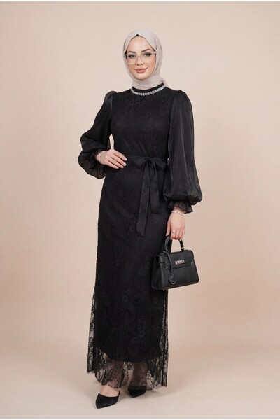 HİJABAYA Φόρεμα με ψηλό γιακά και μανίκια από σιφόν Janjan με δαντέλα και ζώνη