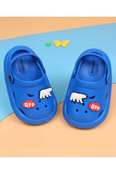 Cute Walk by Babyhug أحذية كلوغز مزينة بتطريز الدب والنص - أزرق