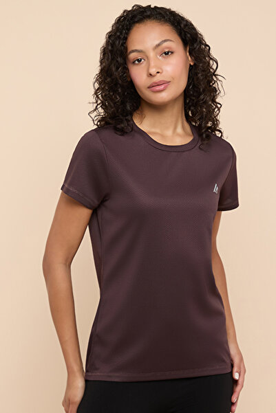 R&B Logo Detail Active T-Shirt with Crew Neck and Short Sleeves