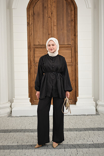 LOCCO Γυναικείο Σετ Παντελόνι Πιλάτες με Κουμπιά και Λεπτομέρεια Πιέτες Μαύρο