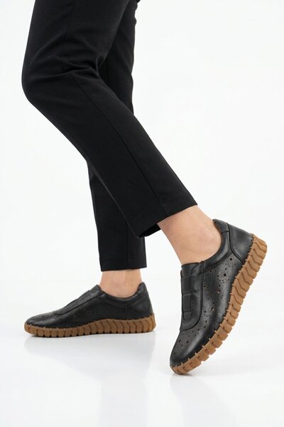 Venüs Μαύρα γυναικεία παπούτσια casual από γνήσιο δέρμα 2010730Y Z