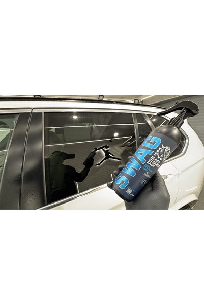 SWAG Solutie auto spray pentru curatare geamuri ,oglinzi,bordul,ecran,ornamente interior,nu lasa urme,evaporare rapida,cu un miros fructat,Swag,500 ml
