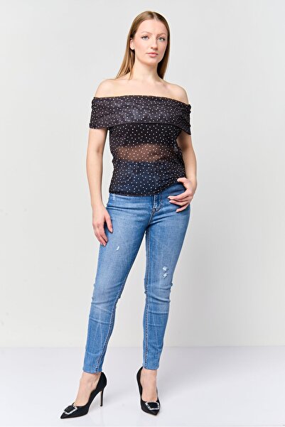 Off-Shoulder Neckline Tops with Best Prices | Trendyol