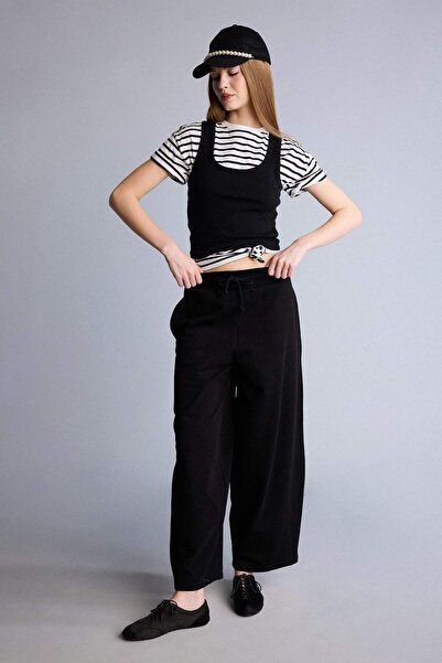 DeFacto Παντελόνι φόρμας - Μαύρο - Ευρύ πόδι