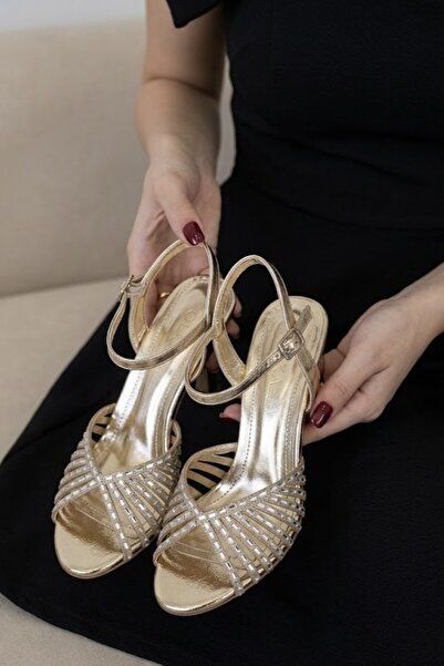 POLKA STORE Επίσημα παπούτσια - Χρυσαφί - Μεσαία τακούνια (5-9 cm)