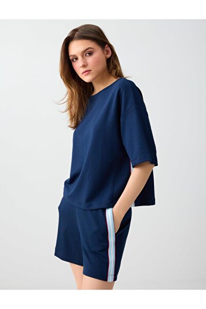 Jimmy Key Πλεκτή μπλούζα σε μπλε ναυτικό χρώμα, με άνετη εφαρμογή και λαιμόκο...