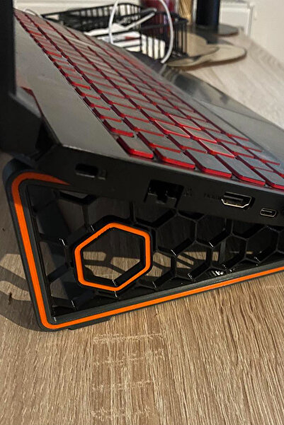 Woop Media Laptop Standı | 3D Baskı Yükseltici Notebook Stand | Ergonomik Mas...