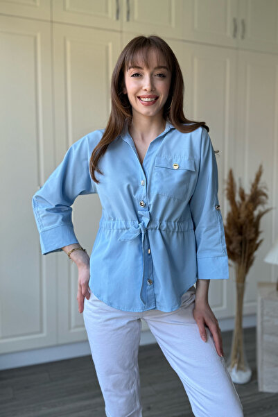 Dilay Gökoğlu Butik Μπλε πουκάμισο με κορδόνι στη μέση και χρυσά κουμπιά