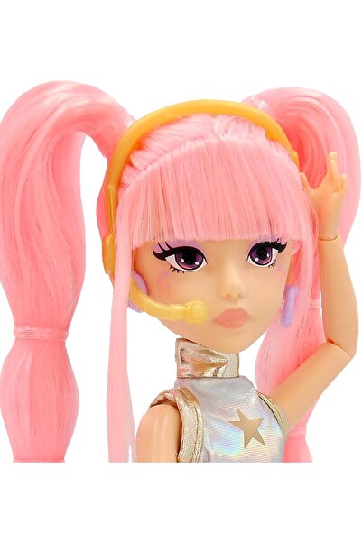 IMC Toys KPop Idol Fashion Doll Yuni