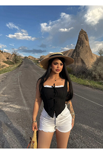 kırmızı butiks Μαύρο Crop Τοπ με Δαντέλα στο Στήθος