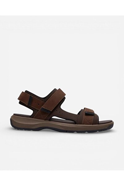 CLARKS Guideview Trek Beeswax Leather Erkek Kahve Sandalet 26187590
