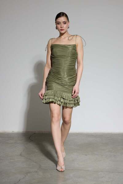 Carmen Βραδινό φόρεμα από οργάντζα με βολάν και τιράντες σε χακί χρώμα