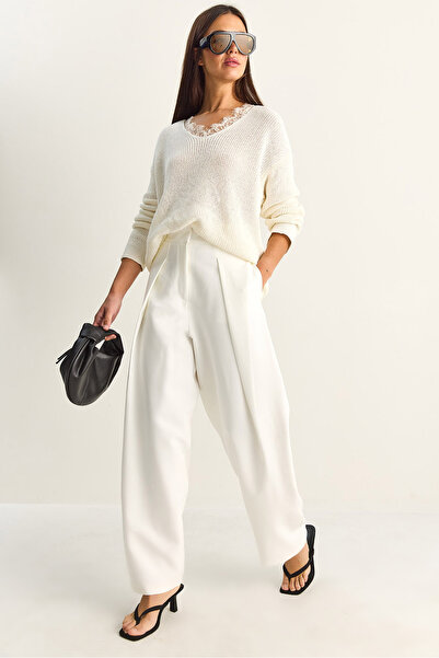 Bianco Lucci Παντελόνι - Λευκό - Πλισέ