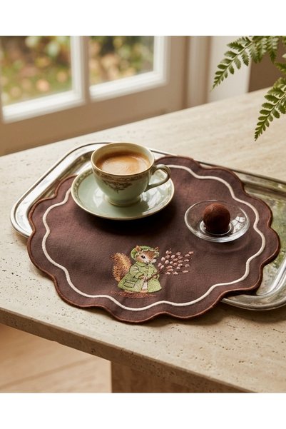 LİONYA DESİGN Vintage Squirrel Embroidered 30X30 Decorative Table & Presentation Napkin - Premium Duck Fabric – Liquid Repellent