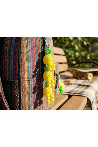 LARİON Sevimli Hareketli Ananas Çanta Aksesuarı - 3D Baskı Dekoratif Figür