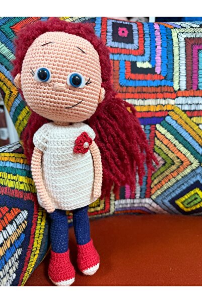 Amigurumi sağlıklı oyuncak kırmızı saçlı kız