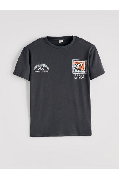 LC Waikiki RMZ ODEĆA RAZLIKA T-shirt za dečake sa printom
