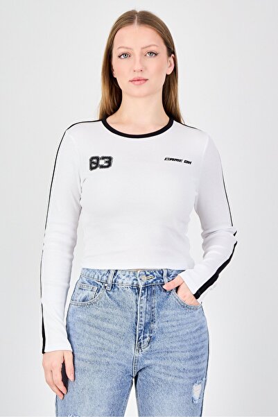 Don't Call Me Jennyfer Women Crew Neck Graphic Print Long Sleeves Top, White