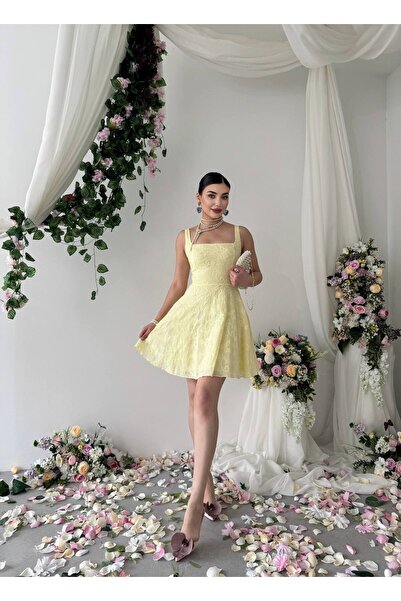 Miss Beyoğlu Γυναικείο Μίνι Φόρεμα Lyro με Κεντημένα Λουλούδια και Δαντέλα