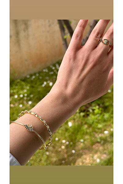 Bade Jewelry تصميم كامل لسوار ذهبي أنيق على شكل عين النازار مع صف من الأحجار ...