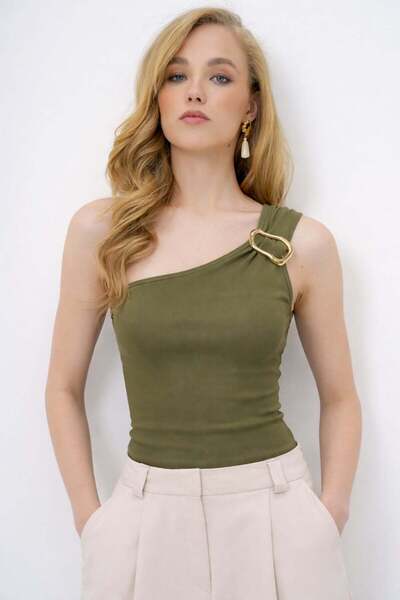 Trend Alaçatı Stili Women's Khaki Asymmetrical Collar One-Shoulder Scuba Blou...