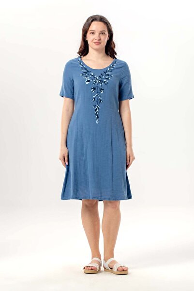 Eliş Şile Bezi Κοντομάνικο φόρεμα Lidya με λαιμόκοψη ποδηλάτου, κεντημένο, κα...