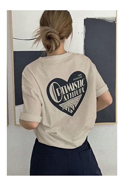 ZİYMO ΟΠΤΙΜΙΣΤΙΚΟ ΜΠΛΟΥΖΑΚΙ ΜΕ ΣΤΑΜΠΑ ΚΑΡΔΙΑΣ ΣΤΗΝ ΠΛΑΤΗ