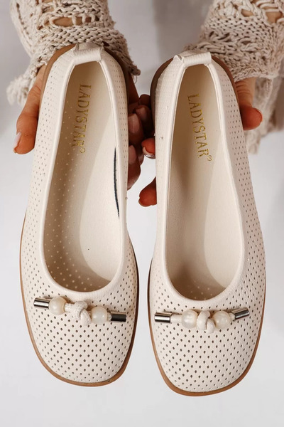 Zaira Γυναικείες μπεζ μπαλαρίνες από οικολογικό δέρμα Αελίανα # 24874 - 39