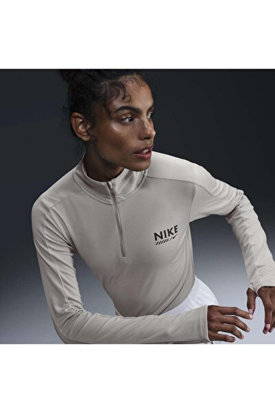 Nike Pacer Kadın Dri-FIT 1/4 Fermuarlı Koşu Üstü
