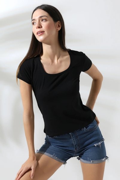 ubmbutik Kadın Kısa Kol Kare Yaka Body
