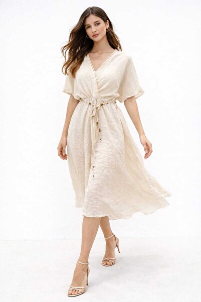 EGZOTİK ASORTİK Διπλόπετο φόρεμα με ζώνη και κοντά μανίκια, μήκους midi