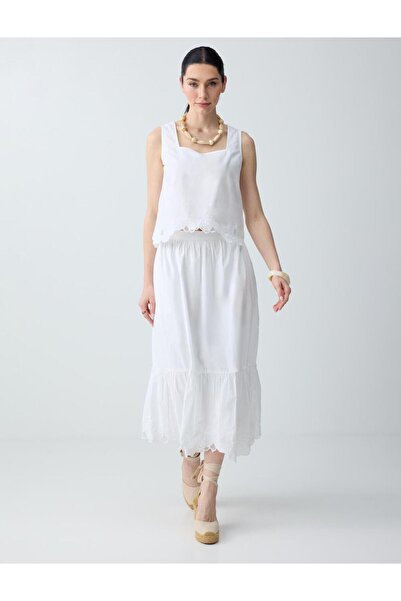 Jimmy Key Λευκή 100% βαμβακερή φούστα με άνετη εφαρμογή και κανονική μέση, μίντι