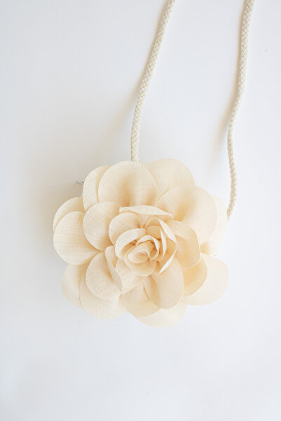 LOGO AKSESUAR Κρεμ λινή λουλουδάτη ψάθινη τσάντα για κορίτσια