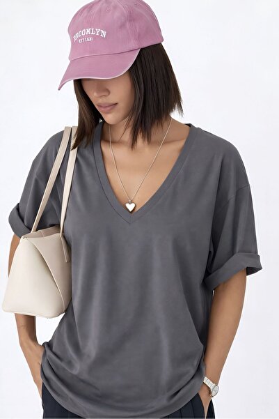 E-ROMA Printed V-Neck Oversized Unisex T-Shirt 1Vq4