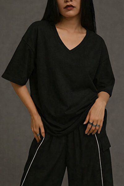 DM DOLCE MORE Τυπωμένο μπλουζάκι με λαιμόκοψη V, oversized, unisex 1VQ2