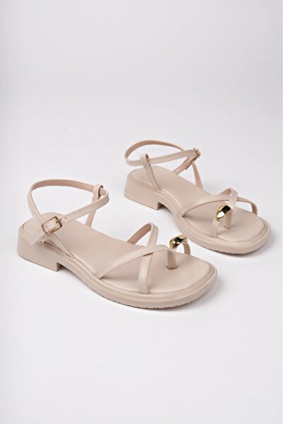 KAYGISIZ AYAKKABI Γυναικεία Μαύρα Δαχτυλίδια Λεπτομερή Σανδάλια Σταυρού Σαγιο...