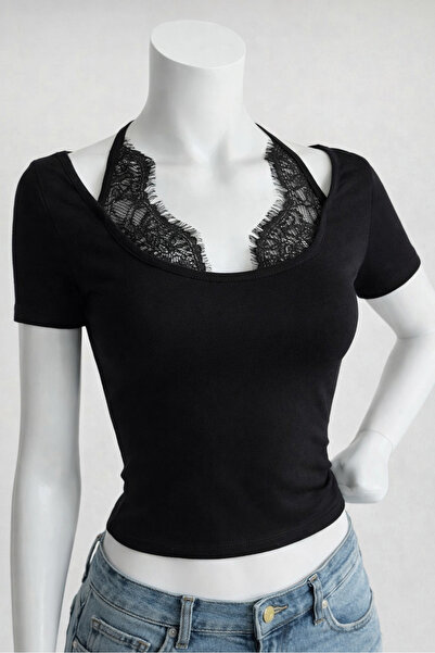 World Fashion Trends Μαύρο κοντομάνικο τοπ με δαντέλα και κορδόνια