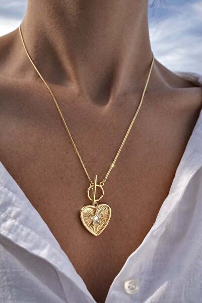 neslyaccessories 14k Gold T Kapamalı Kalp Charm Kolye