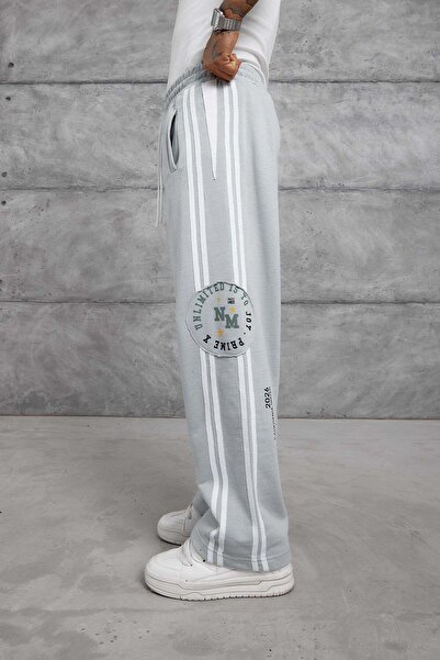 NOMARC Γκρι ριγέ φούτερ παντελόνι με λεπτομέρειες σε στυλ ετικέτας, oversized...