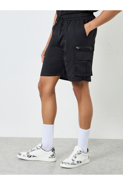 Take Two By Styli Men Black Solid Pocket Detail Relaxed Shorts with Drawstring