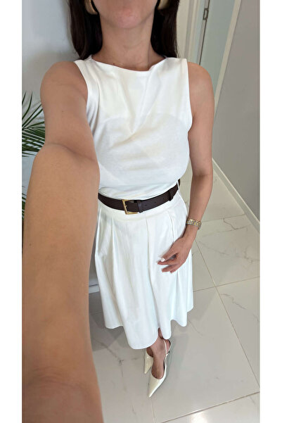 BİRCANÇİL Αμάνικη μπλούζα Condra σε ανοιχτό εκρού με πλαϊνές τσέπες