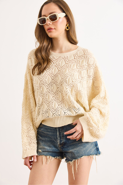 Olalook Women's Ecru Geometric Detailed Loose Fit Seasonal Knitwear Blouse Bl...