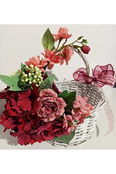 Pasiunea Florilor Λευκό ψάθινο καλάθι με κλαδί κερασιάς και παιώνιες σε ροζ α...