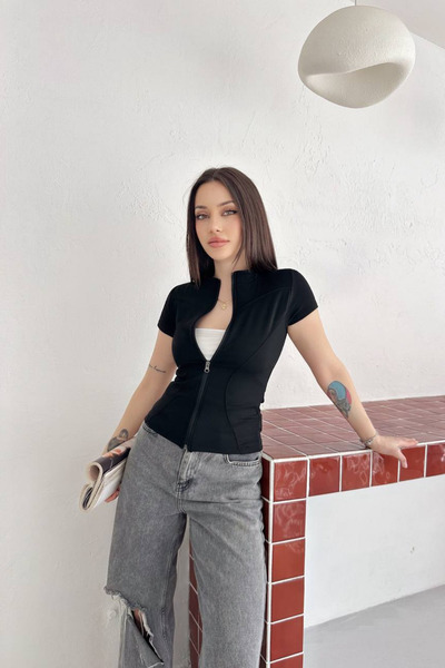 COOL TARZ Γυναικείο μπλουζάκι με φερμουάρ, στενή εφαρμογή, κοντό μανίκι, κομψ...